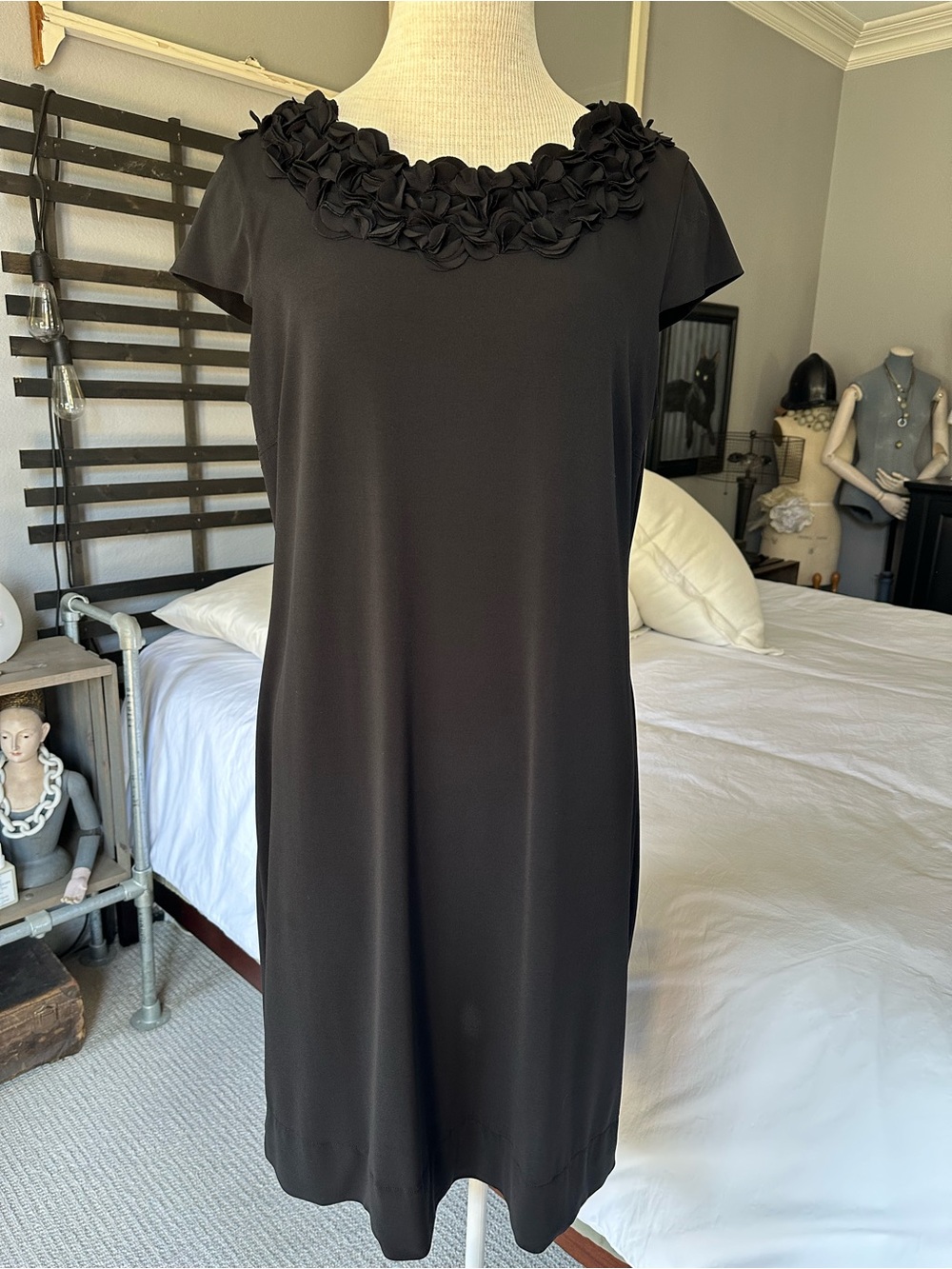 Alfani Midi Dress Rosette Neckline Black size large